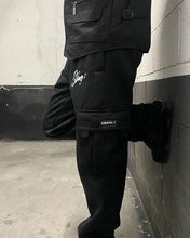 Load image into Gallery viewer, Slim Superstar Heavyweight Cargo Sweatpants (Black)
